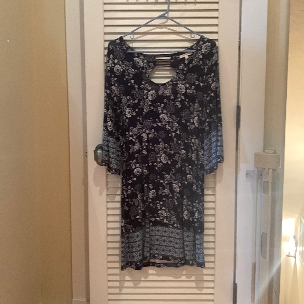 Women dress